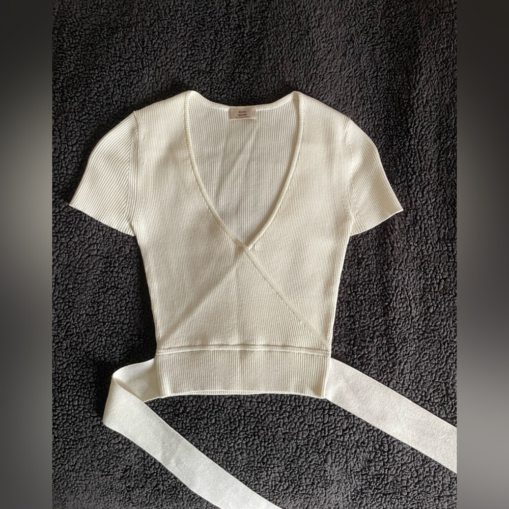 Aritzia All Tied Up Top